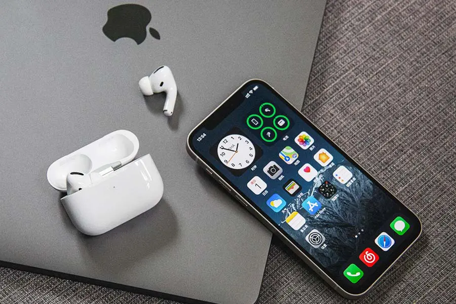 iPhoneがおすすめの理由と 購入先・購入時の注意点などまとめ iPhoneがおすすめの理由と 購入先・購入時の注意点などまとめ