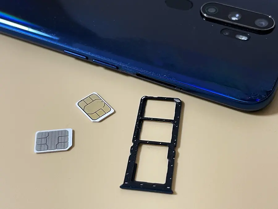 20241118_img-have-two-phones-